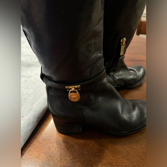 MICHAEL KORS Black Leather Riding Boots GOLD TAG MK LABEL Womens Shoes Sz 7M - Picture 2 of 9